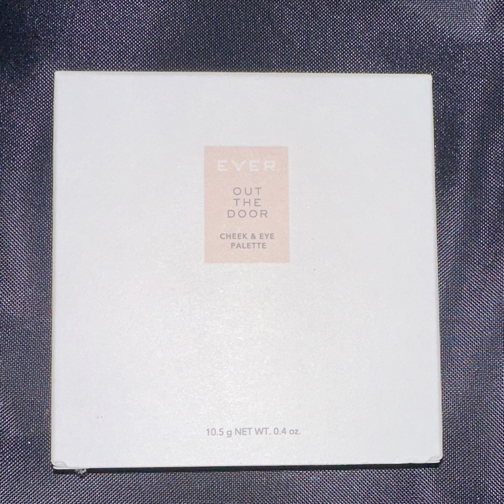 Out The Door Cheek & Eye Palette - Cream